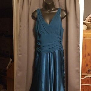Donna Ricco formal dress size 12
